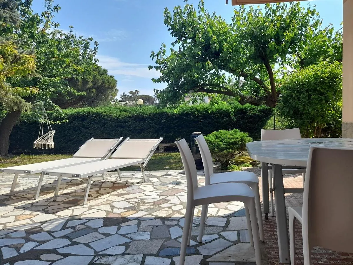 Holiday home Casa Giardino Villa Spotorno